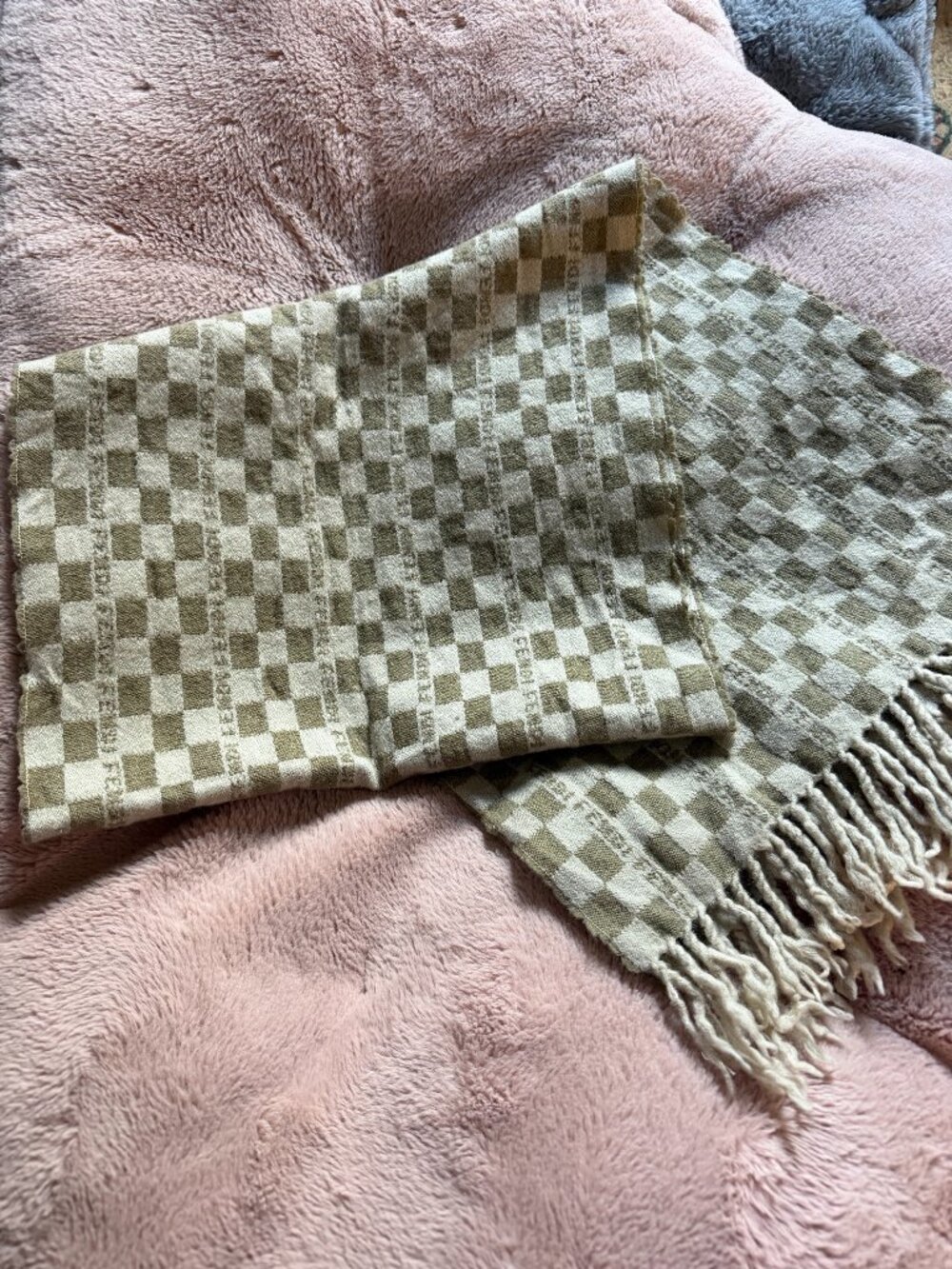 Fendi 100% Lambswool Monogram Scarf Brown/Khaki/Tan Checkered
